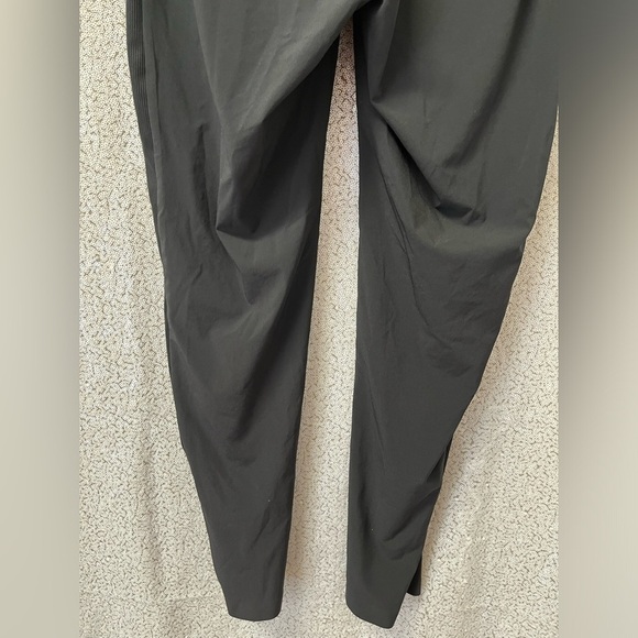 BROOKLYN MID RISE ANKLE PANT in black | size 0 - Picture 5 of 7